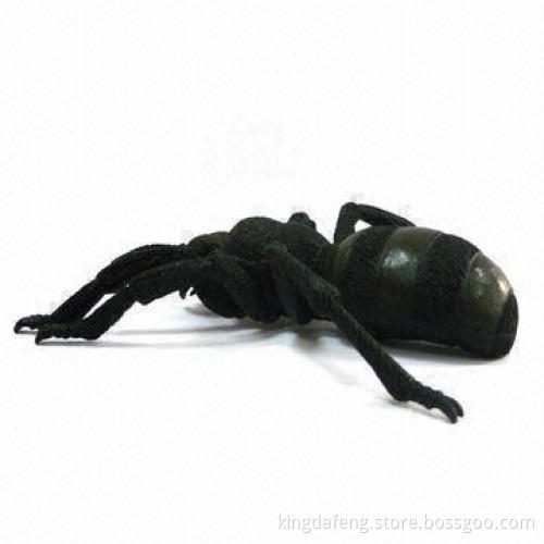 Spider-shaped Plastic Craft, Sized 11.9cm, Suitable for Children Toys or Decorations